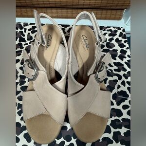 Clarks Women's Tan cork wedge Sandals